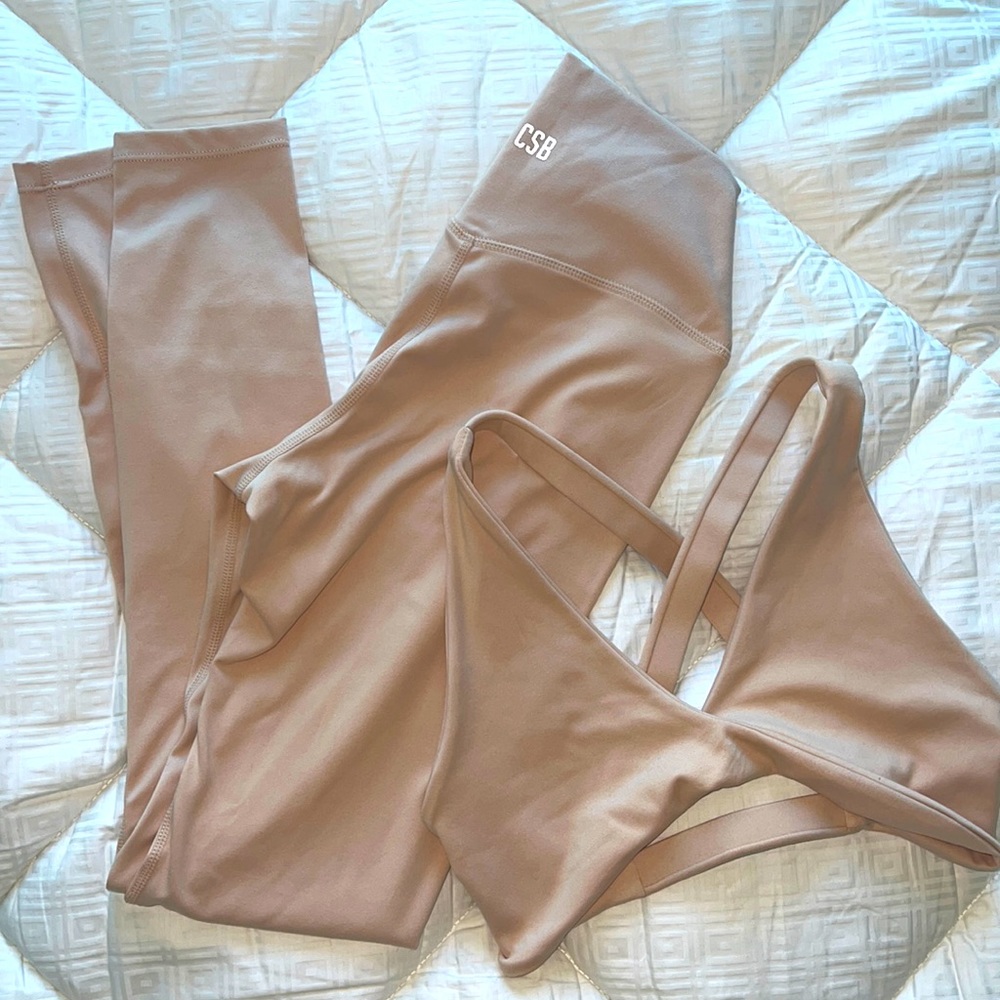 Crop Shop Boutique buttery soft fitness set brand new size Small